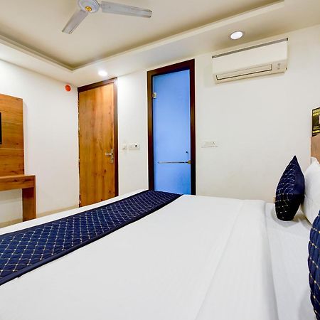 Hotel Grand Qubic Near Delhi Airport New Delhi Eksteriør bilde
