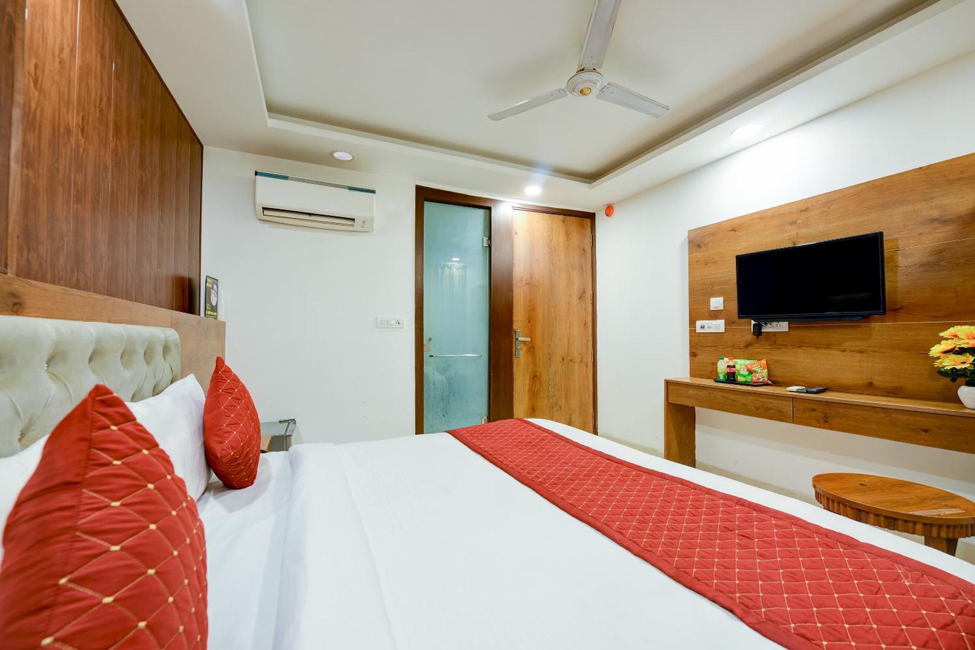 Hotel Grand Qubic Near Delhi Airport New Delhi Eksteriør bilde