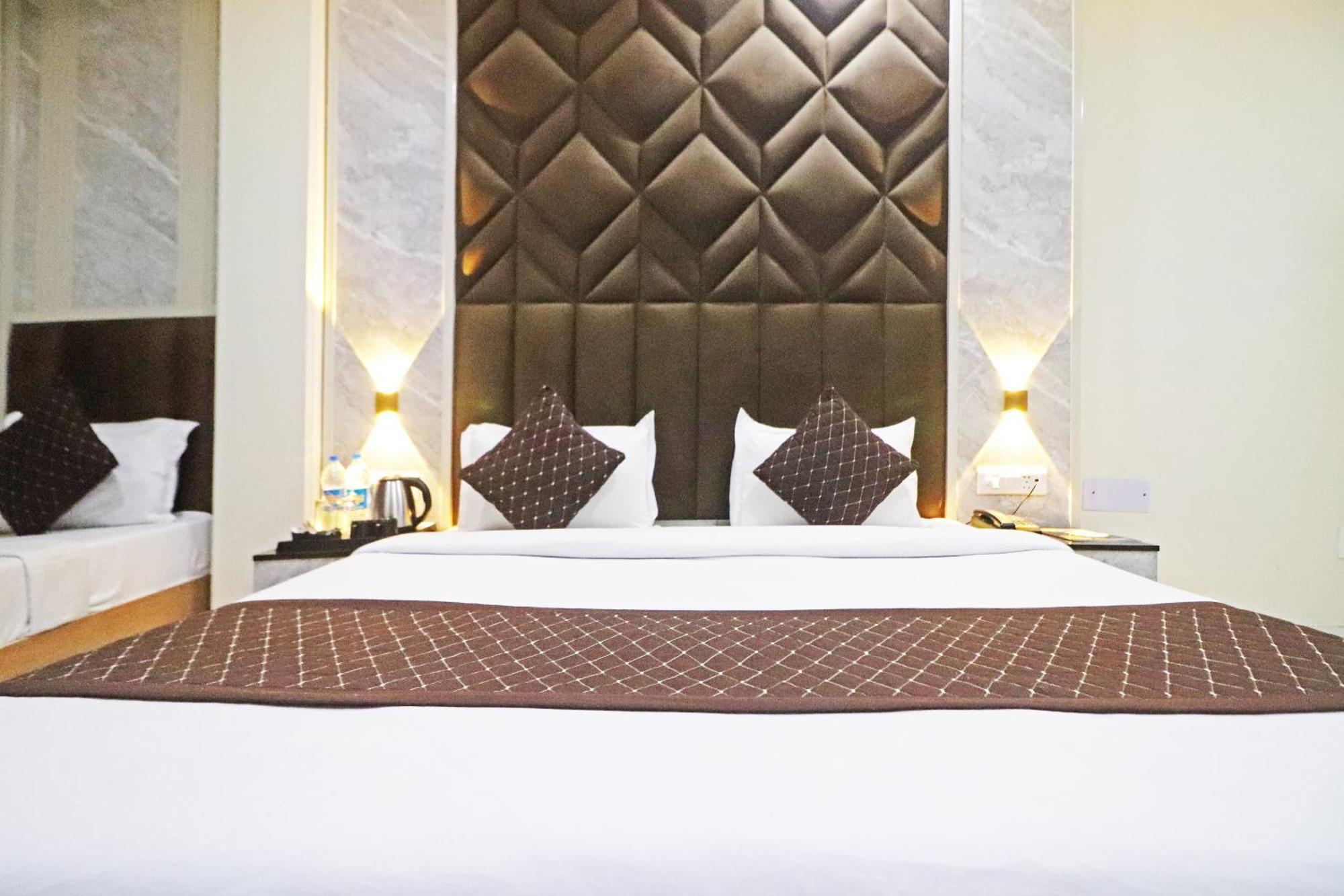 Hotel Grand Qubic Near Delhi Airport New Delhi Eksteriør bilde