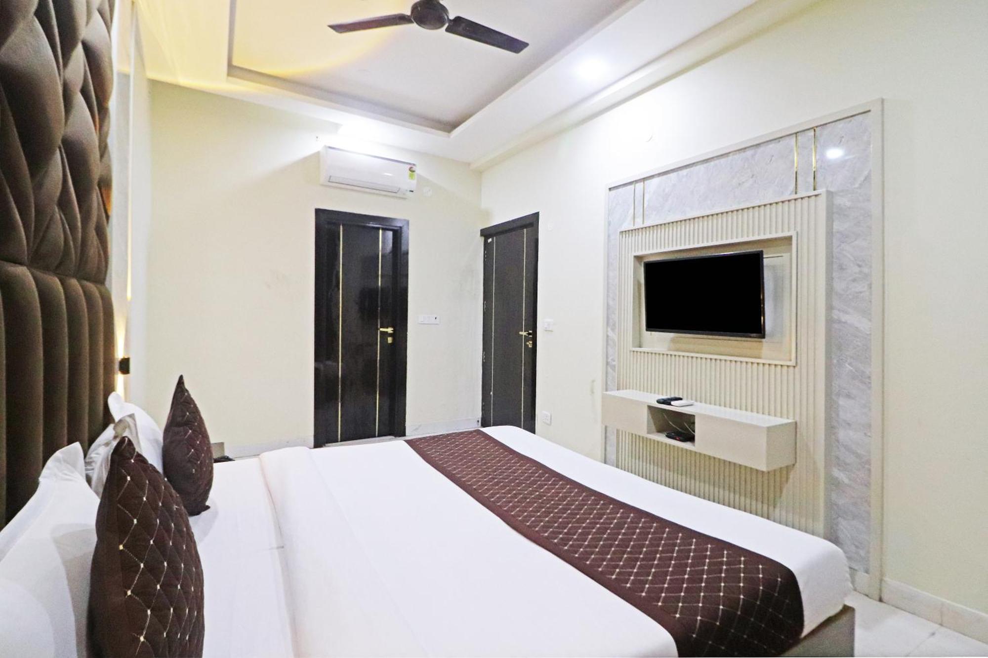 Hotel Grand Qubic Near Delhi Airport New Delhi Eksteriør bilde